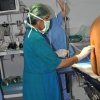 Sr Jain si cimenta in una anestesia spinale